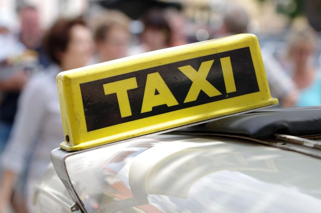 Taxi s-Heerenberg oplossing vroege late werktijden flexibel vervoer